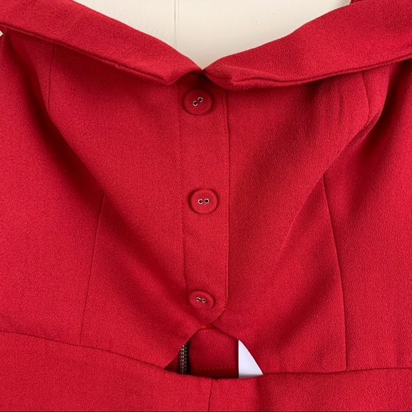 L’Academie Leah jumpsuit in red size large - Picture 12 of 12